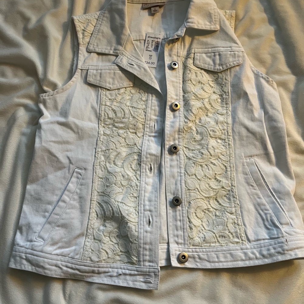 White denim vest